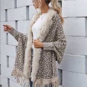 Leopard Print Poncho Cardigan with Tassels and Faux Fur Trim, Small